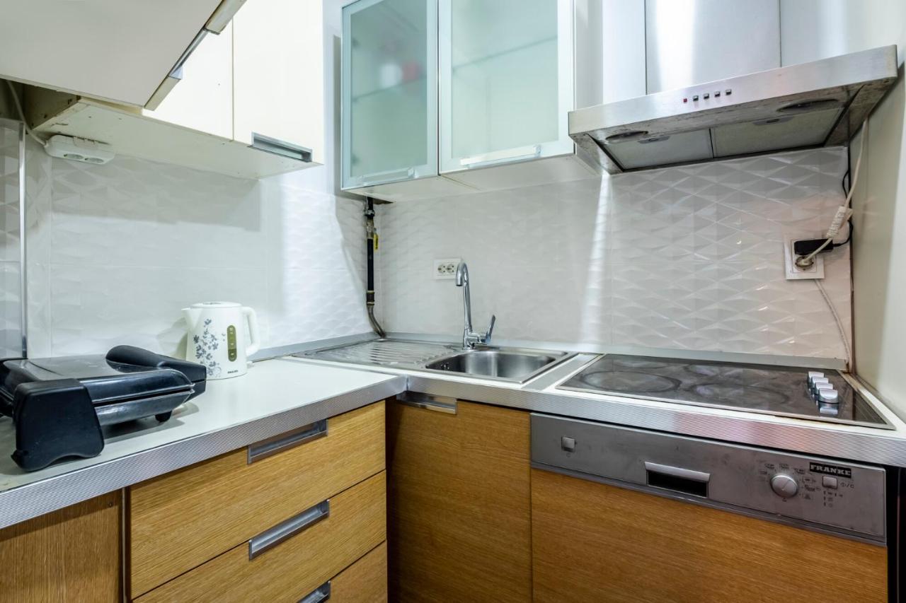 Sleek Flat 50 M To Bull Statue In Kadikoy Διαμέρισμα Κωνσταντινούπολη Εξωτερικό φωτογραφία