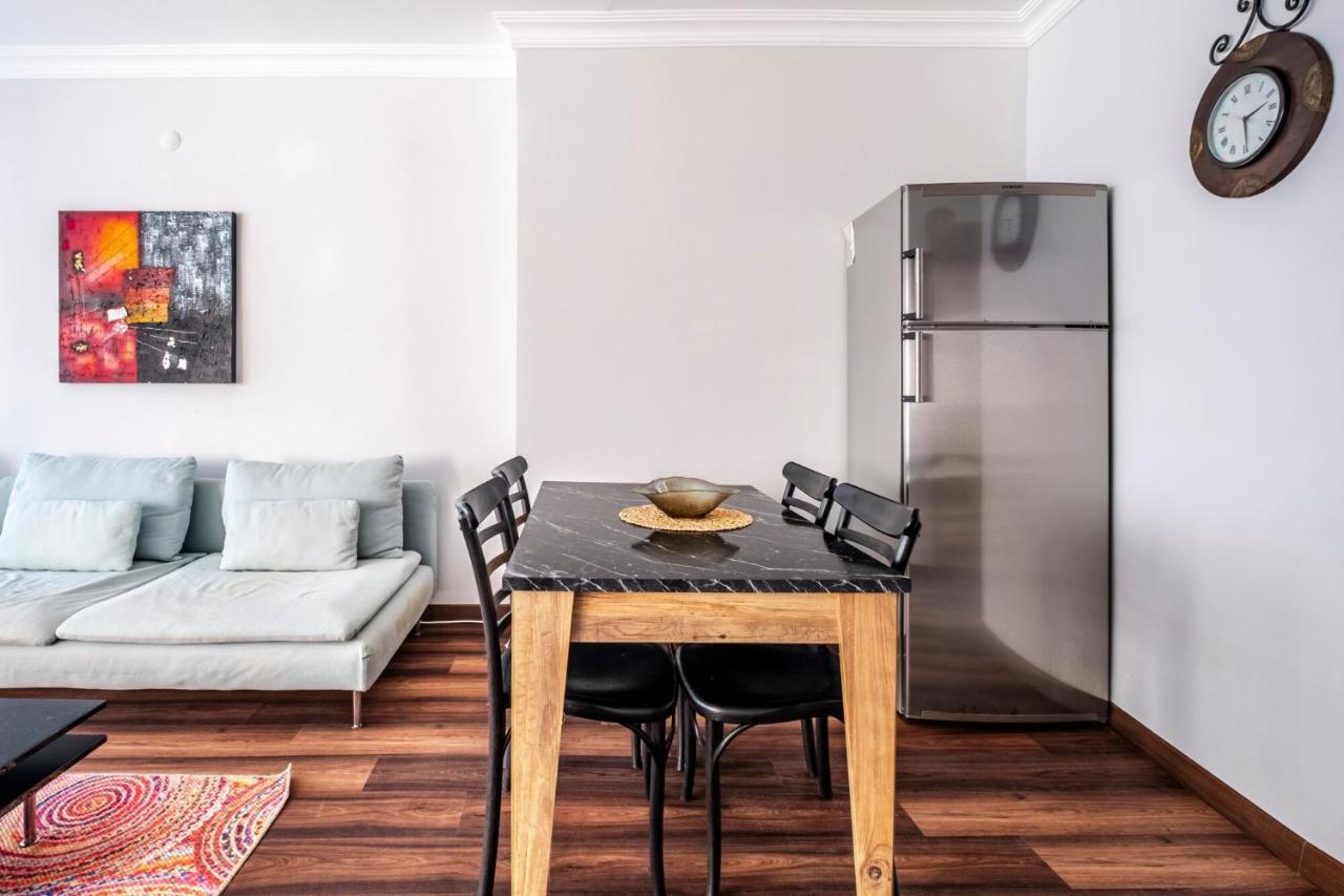 Sleek Flat 50 M To Bull Statue In Kadikoy Διαμέρισμα Κωνσταντινούπολη Εξωτερικό φωτογραφία